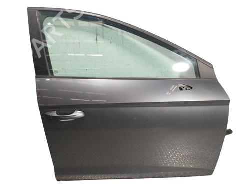 Used Right front door Right front door SEAT LEON (5F1) 2.0 TDI (150 hp) 35982032 35982032
