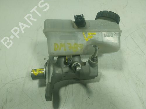Used Brake master cylinder Brake master cylinder RENAULT CAPTUR I (J5_, H5_) 0.9 TCe 90 (90 hp) 17608858 17608858
