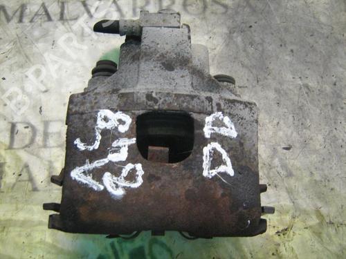 Used Right front brake caliper Right front brake caliper CHRYSLER VOYAGER / GRAND VOYAGER III (GS_, NS_) 2.5 TD (116 hp) 11556887 11556887