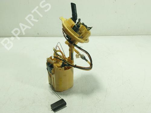 Used Fuel pump Fuel pump LAND ROVER RANGE ROVER EVOQUE (L538) 2.0 D 4x4 (150 hp) 30585173 30585173