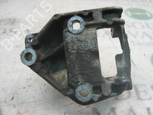 Used Engine mount RENAULT CLIO II (BB_, CB_) 1.2 (BB0A, BB0F, BB10, BB1K, BB28, BB2D, BB2H, CB0A,... (58 hp) 9086118