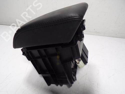 Used Armrest / Center console Armrest / Center console MAZDA 3 (BM, BN) [2013-2019] 15064842 15064842