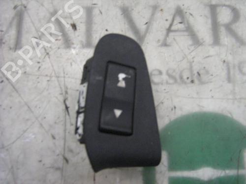 Used Right front window switch Right front window switch FIAT STILO (192_) 1.9 D Multijet (100 hp) 3793211 3793211