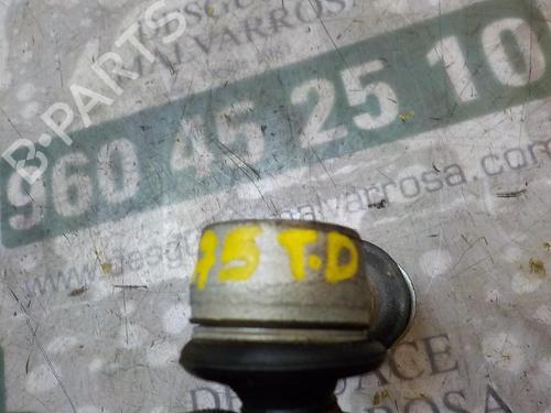 Right rear suspension arm TOYOTA AURIS (_E18_) 1.8 Hybrid (ZWE186_, ZWE186R) | BP14280557M15 