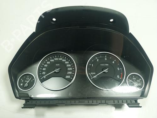 Used Instrument cluster BMW 3 (F30, F80) [2011-2018]  17739894