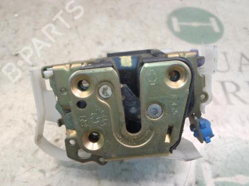 Front right lock NISSAN X-TRAIL I (T30) 2.2 dCi 805022Y910