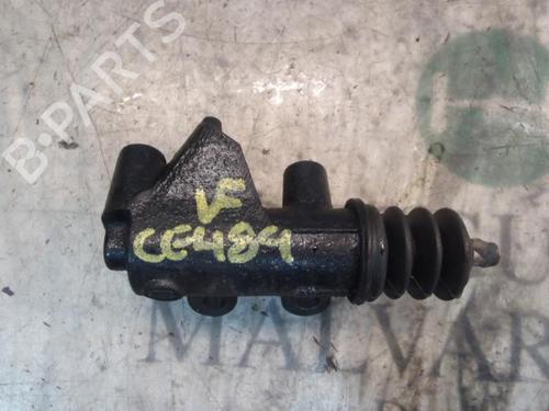 Used Clutch slave cylinder Clutch slave cylinder TOYOTA RAV 4 II (_A2_) 2.0 4WD (ACA21, ACA20) (150 hp) 14272067 14272067