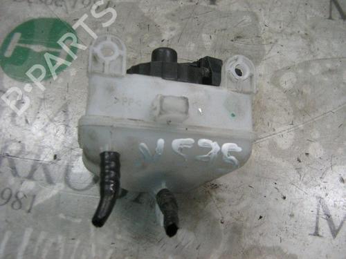 Used Power steering reservoir Power steering reservoir FORD FOCUS I (DAW, DBW) 1.6 16V (100 hp) 14295857 14295857