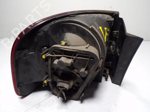 Right taillight VW TOUAREG (7LA, 7L6, 7L7) 3.0 V6 TDI | BP12452330C35 