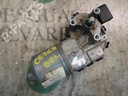 Used Front wiper motor Front wiper motor SKODA SUPERB I (3U4) 1.9 TDI (130 hp) 3813775 3813775
