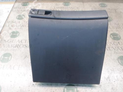 Used Glove box Glove box VOLVO S40 I (644) 1.9 DI (115 hp) 3798552 3798552