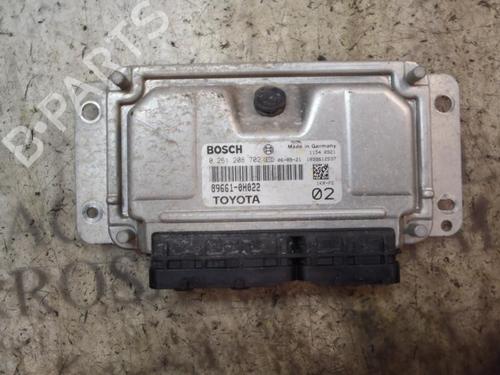 Used Engine control unit (ECU) Engine control unit (ECU) TOYOTA AYGO (_B1_) 1.0 (KGB10_, KGB10R) (68 hp) 3831271 3831271