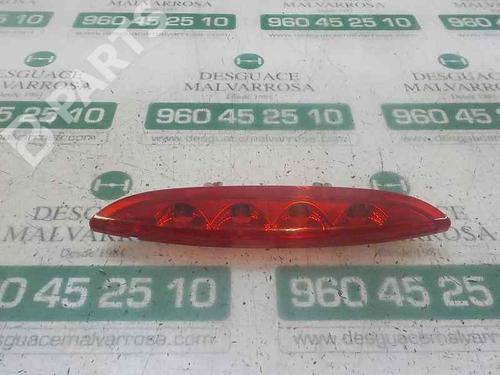 third-brake-light-peugeot-208-i-ca_-cc_-14-hdi-9674309080-2012-2013-2014-2015-2016-2017-2018-2019-2020-10968950 main image