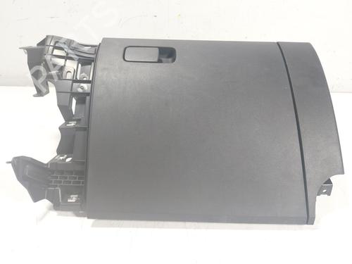 Used Glove box Glove box VW UP! (121, 122, BL1, BL2, BL3, 123) 1.0 EcoFuel (68 hp) 16663800 16663800