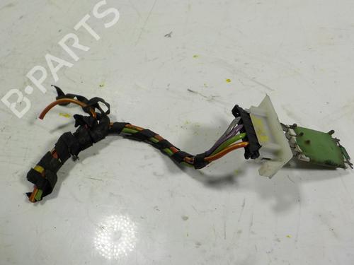 Used Heater resistor Heater resistor MERCEDES-BENZ B-CLASS Sports Tourer (W245) B 200 CDI (245.208) (140 hp) 11644987 11644987