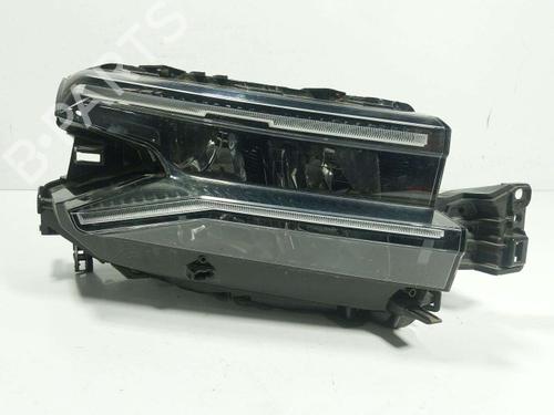 Used Right headlight Right headlight CITROËN C5 AIRCROSS (A_) 1.5 BlueHDi 130 (ACYHZJ, ACYHZR) (131 hp) 40517972 40517972