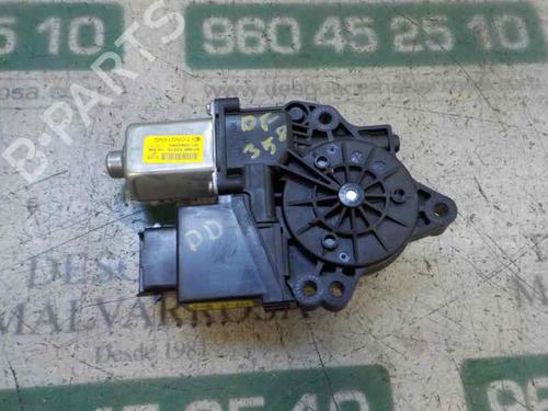 Right front window motor KIA CEE'D (JD) 1.4 CVVT | BP6046429E20