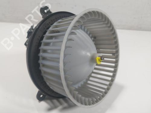 Used Heater blower motor VW POLO VI (AW1, BZ1, AE1) 1.6 TDI (95 hp) 18170289