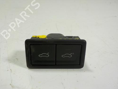 Used Tailgate handle Tailgate handle VW ARTEON (3H7, 3H8) [2017-2026] 15064683 15064683