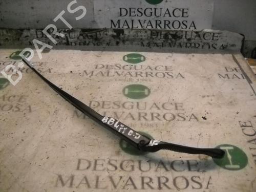 Used Front windshield wiper arm PEUGEOT 307 (3A/C) [2000-2012]  3771424