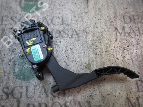 Pedal Pedal SEAT IBIZA IV (6J5, 6P1) 1.2 (60 hp) 3833559 3833559