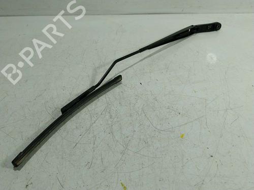 Used Front windshield wiper arm Front windshield wiper arm 39231006 39231006
