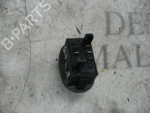 Used Right front window switch Right front window switch SAAB 900 II 2.5 -24 V6 (170 hp) 4032341 4032341