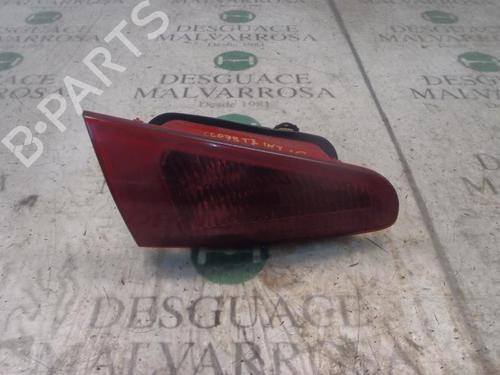 Used Left tailgate light ALFA ROMEO 147 (937_) 1.9 JTD (937.AXD1A, 937.BXD1A, 937.AXV1A, 937.BXB1A,... (115 hp) 3810556
