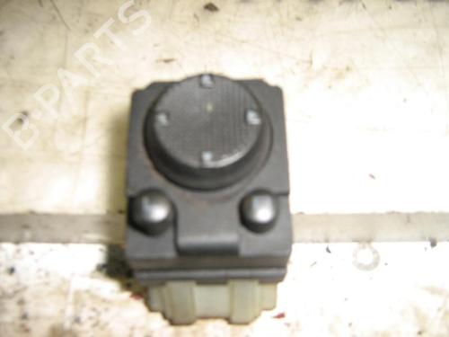 Used Mirror switch Mirror switch VW GOLF III (1H1) 2.0 (115 hp) 3747661 3747661