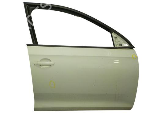 Used Right front door SKODA RAPID (NH3, NK3, NK6) 1.6 TDI (105 hp) 13111878