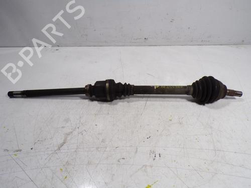 Used Right front driveshaft PEUGEOT 5008 (0U_, 0E_) 1.6 HDi (110 hp) 8688746