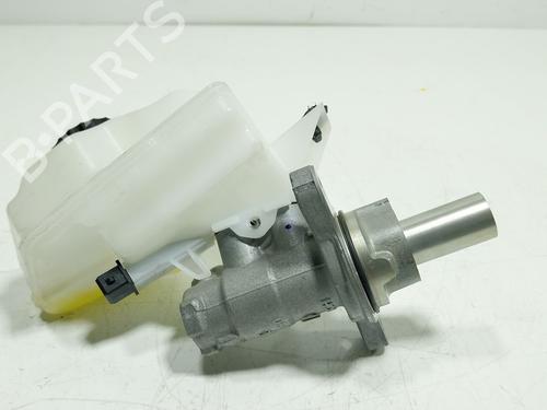 brake-master-cylinder-toyota-yaris-cross-mxp_-2020-36157332 main image