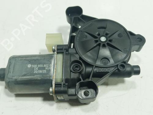 right-front-window-motor-skoda-karoq-nu7-nd7-2017-35781575 main image