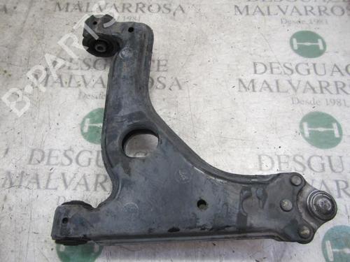 Used Right front suspension arm OPEL ASTRA H (A04) 1.6 (L48) (105 hp) 3845587