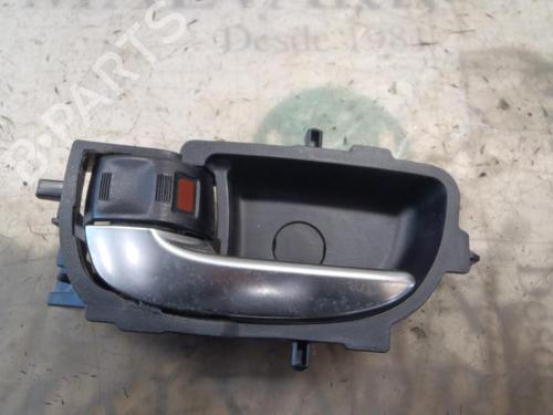Used Front left interior door handle Front left interior door handle TOYOTA AURIS (_E18_) 1.8 Hybrid (ZWE186_, ZWE186R) (136 hp) 3824968 3824968