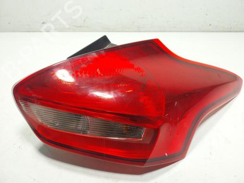 Used Right taillight FORD FOCUS III 1.0 EcoBoost (125 hp) 28188619