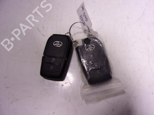 Ignition barrel TOYOTA COROLLA Cross (ZVG1_, ZSG1_, MXGH1_, MXGA1_) 1.8 Hybrid (ZVG13) | BP17709077M48 