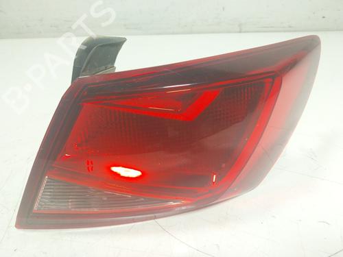 Used Right taillight SEAT LEON (5F1) 1.2 TSI (110 hp) 16303057