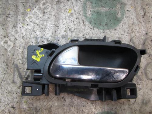 Used Rear left interior door handle Rear left interior door handle CITROËN C4 Grand Picasso I (UA_) 2.0 HDi 138 (136 hp) 4004978 4004978