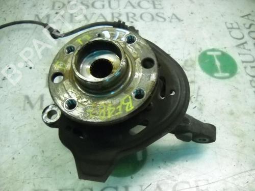 Used Left front steering knuckle Left front steering knuckle OPEL CORSA C (X01) 1.2 (F08, F68) (75 hp) 3764560 3764560