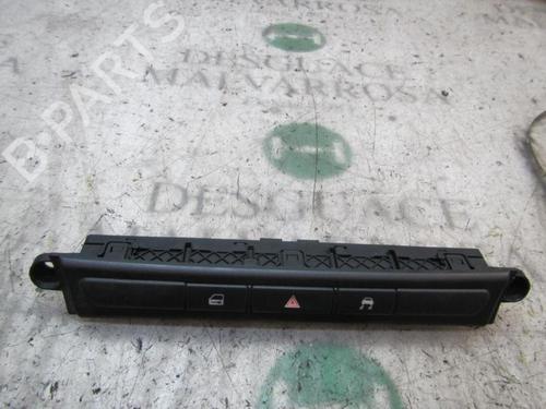 warning-switch-jaguar-s-type-ii-x200-27-d-1998-1999-2000-2001-2002-2003-2004-2005-2006-2007-2008-3844465 main image