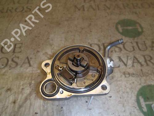 Used Vacuum pump TOYOTA YARIS (_P9_) [2005-2014]  3799184