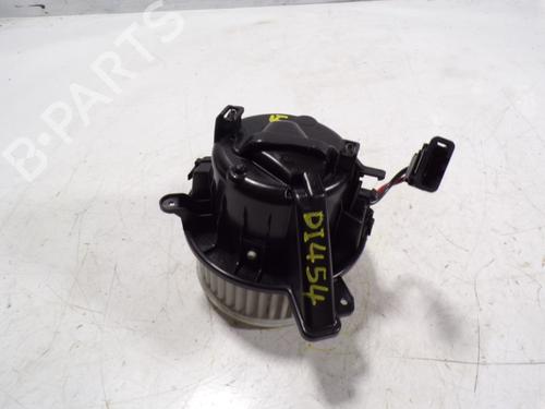 Used Heater blower motor Heater blower motor SEAT IBIZA V (KJ1, KJG) [2017-2026] 9302162 9302162