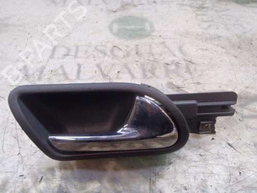 Used Rear right interior door handle Rear right interior door handle VW GOLF V (1K1) 2.0 TDI 16V (140 hp) 3818865 3818865