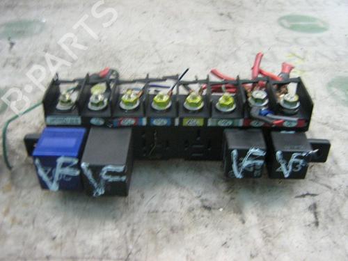 Used Fuse box AUDI 100 C4 Saloon (4A2) [1990-1994]  4022477