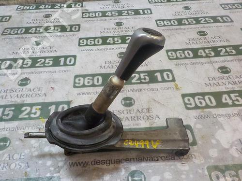 Used Gear lever BMW 1 (E87) 118 d (143 hp) 7411329