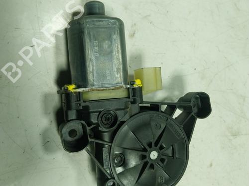Used Right front window motor Right front window motor SKODA SUPERB III (3V3) 2.0 TDI (150 hp) 16029200 16029200