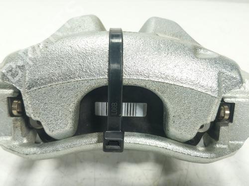 Used Left front brake caliper TOYOTA YARIS CROSS (MXP_) 1.5 Hybrid (MXPJ11) (131 hp) 32043309