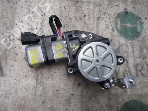Rudehejsemotor forskærm højre FIAT LINEA (323_, 110_) 1.3 D Multijet (323AXB11, 323AXB1A) (90 hp) 3824402