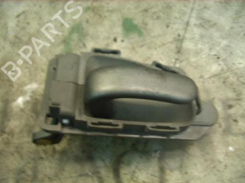 Venstre bak invendig håndtak CITROËN XSARA PICASSO (N68) 2.0 HDi (90 hp) 3765602